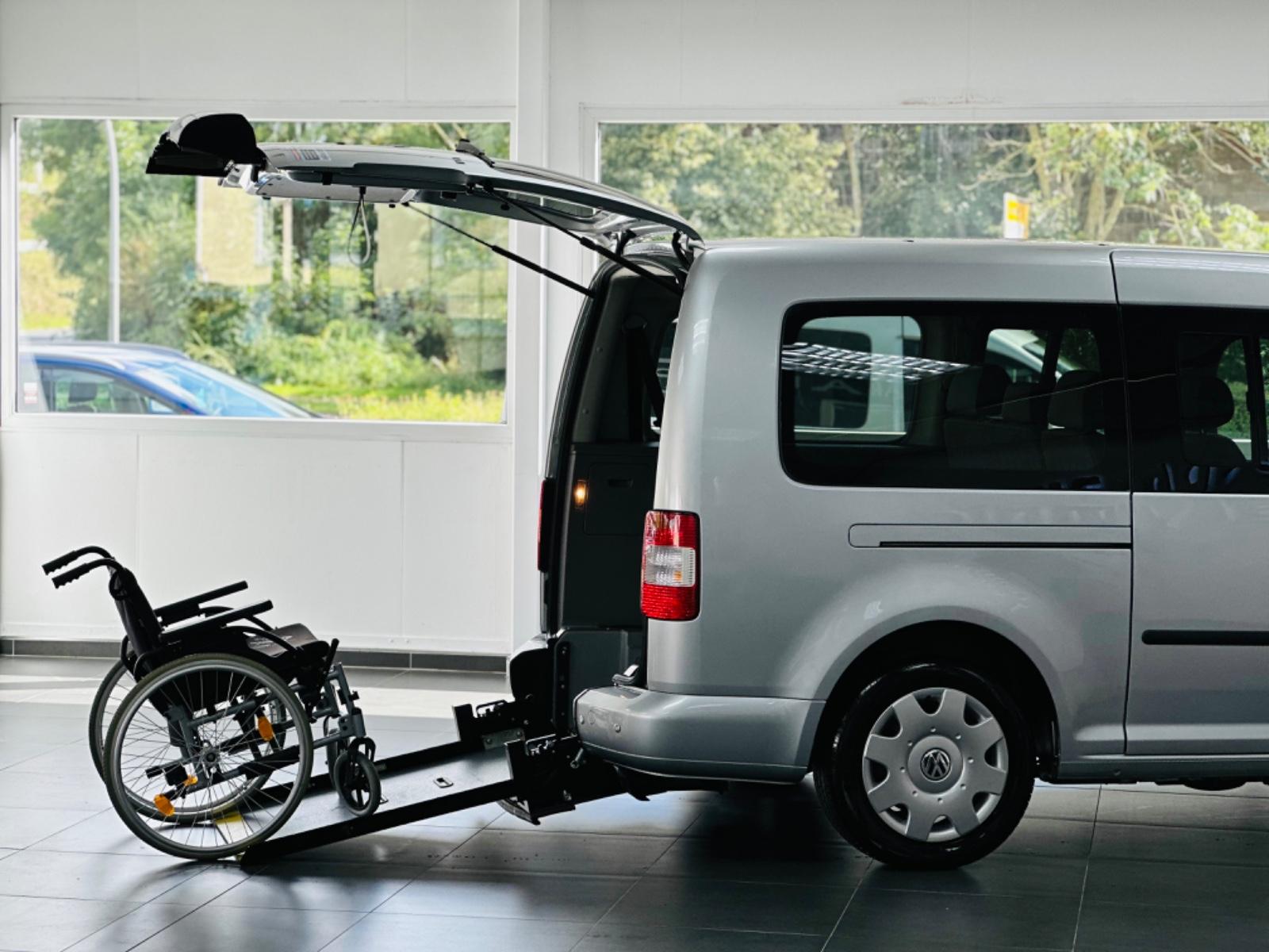 Volkswagen Caddy Maxi Life TDI Behindertengerecht-Rampe