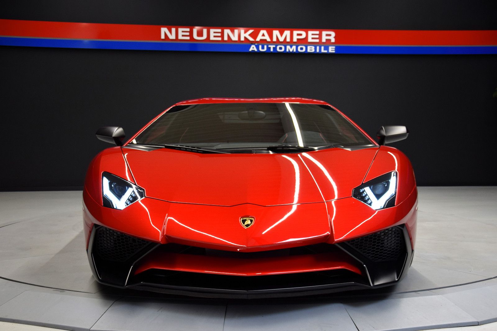 Fahrzeugabbildung Lamborghini Aventador LP 750-4 SV Superveloce Lift Carbon