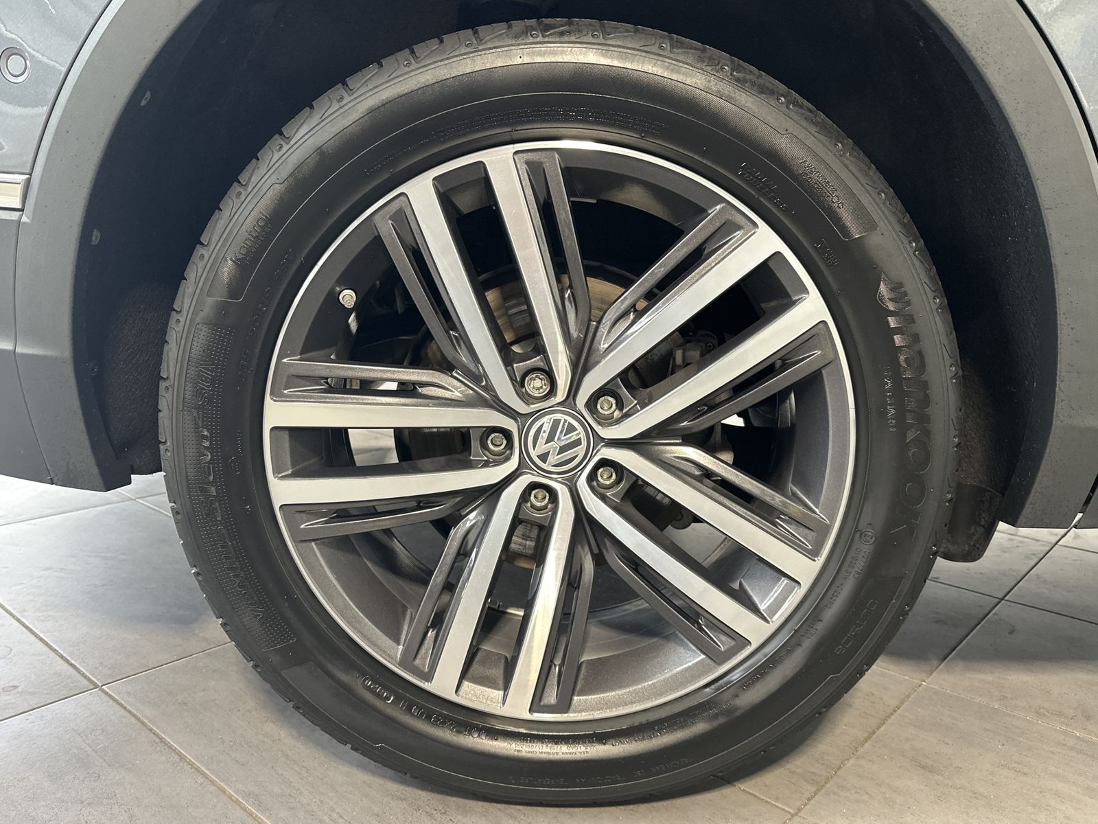 Fahrzeugabbildung Volkswagen Tiguan Allspace 1.5 TSI DSG HL NAV+LED+ACC+VCOCK