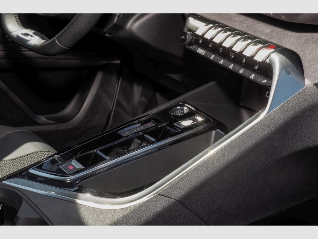 Peugeot 3008 GT 1.2 Matrix LED RückKam elek.Heckklappe