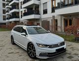 Volkswagen Passat B8 2.0 TDI DSG R-Line Highline BTM 2Hand - VW Passat Gebrauchtwagen in Düsseldorf
