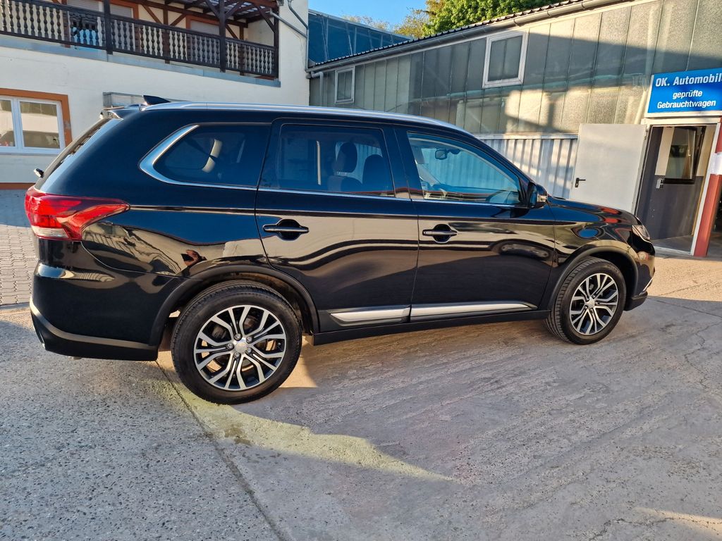 Image of Mitsubishi Outlander