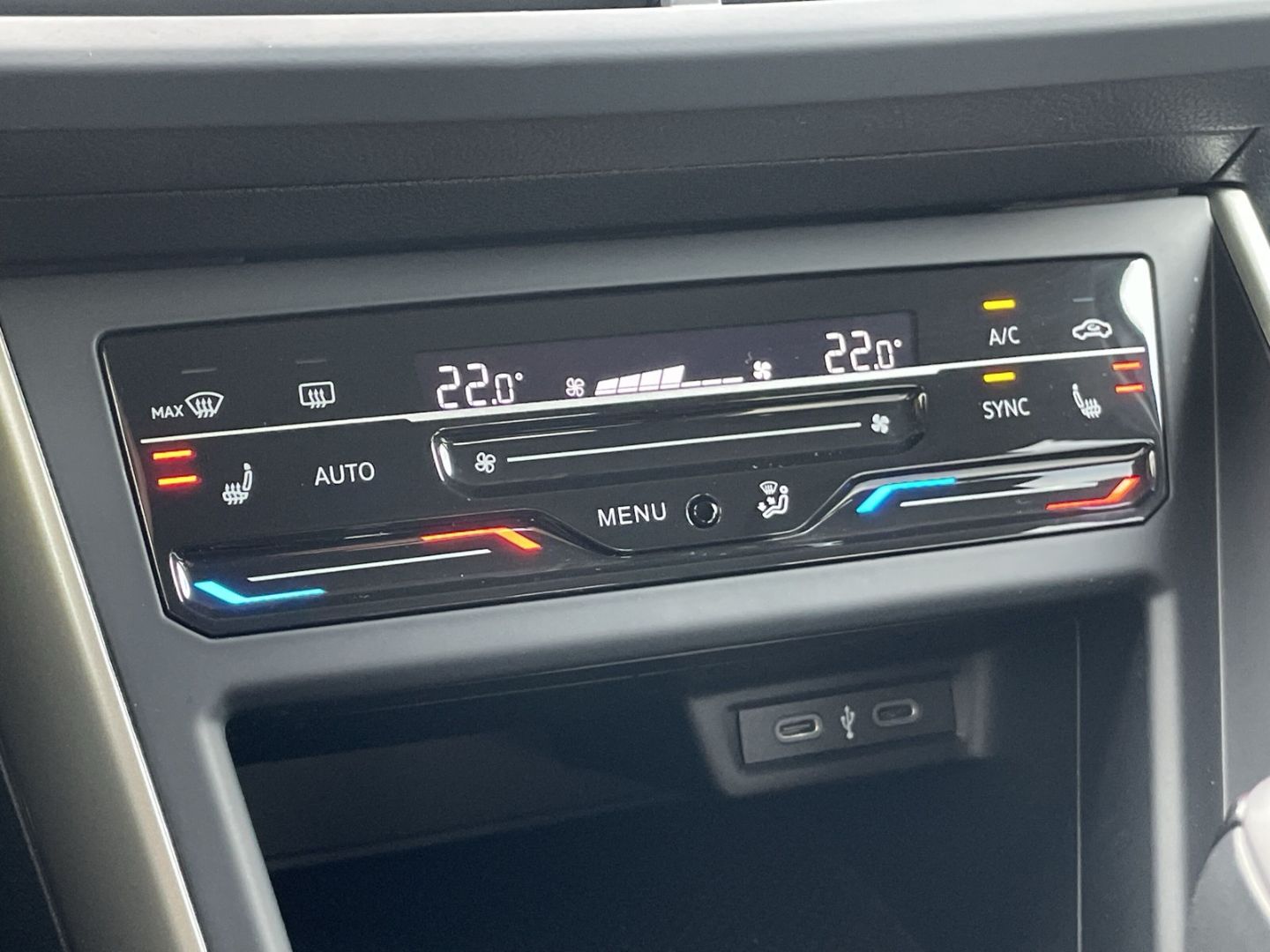 Taigo 1.0TSI DSG Move AHK/Kamera/App-Connect/ACC