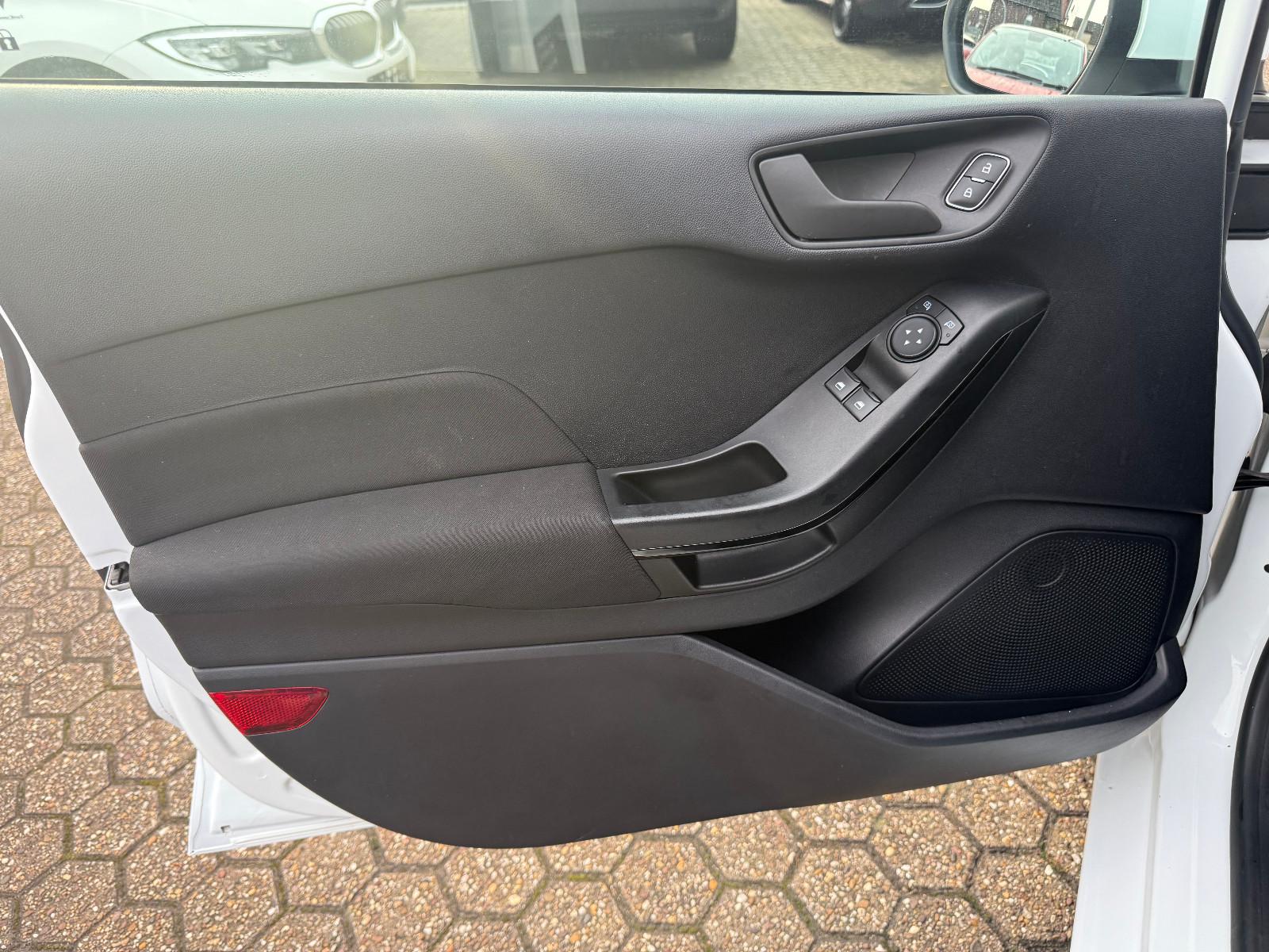 Ford Fiesta Cool & Connect