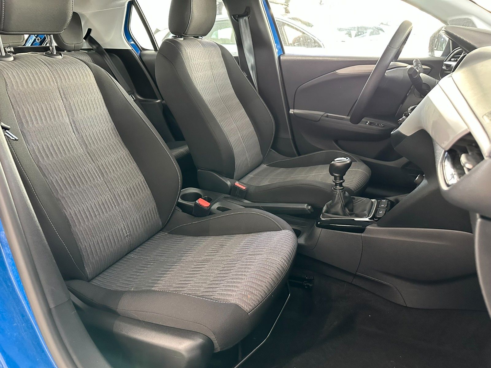 Fahrzeugabbildung Opel Corsa F Edition 1.2T NAVI/PDC/R'CAM/ALU/TEMPOMAT