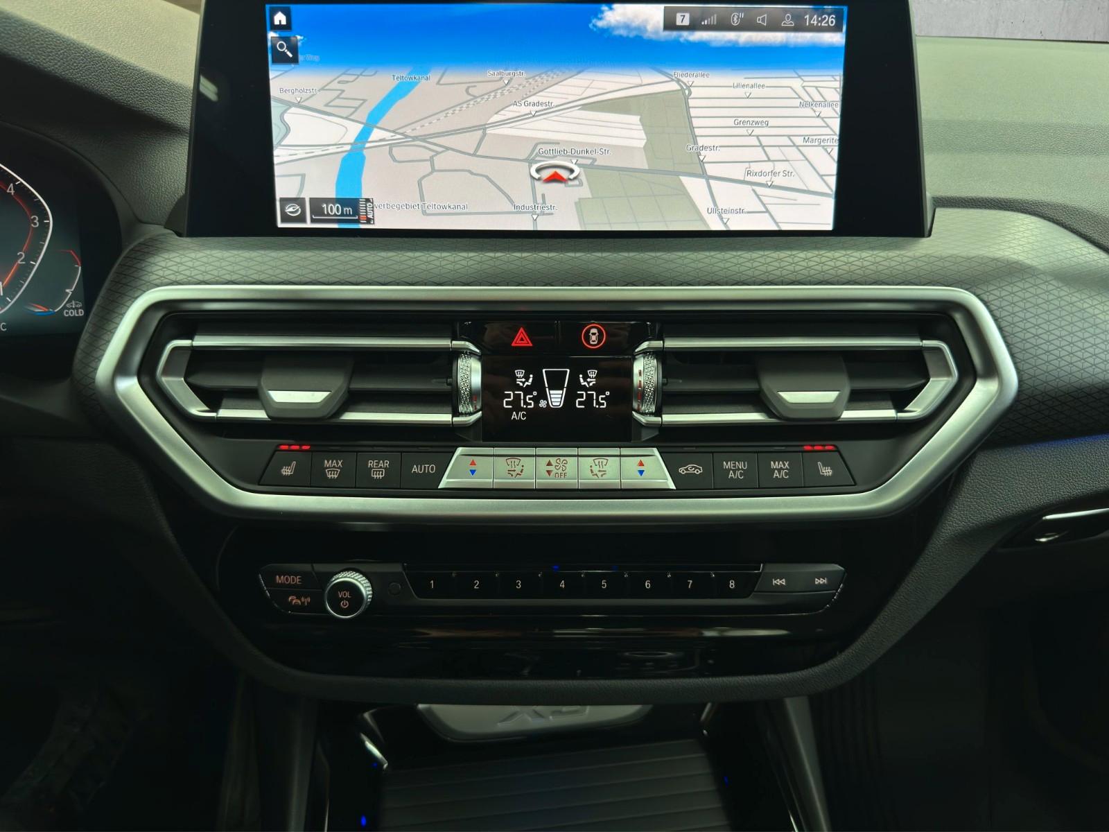 BMW X3 30 i xD M Sport Laser Pano AHK SHZ 19LM RFK