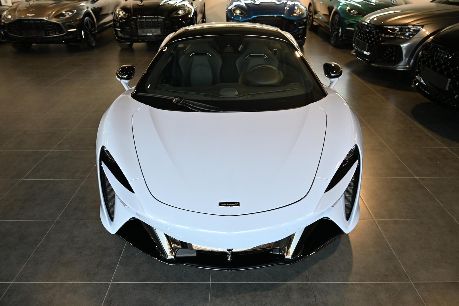 McLaren Artura MSO Ceramic Grey/Tech Lux/Technology Pack