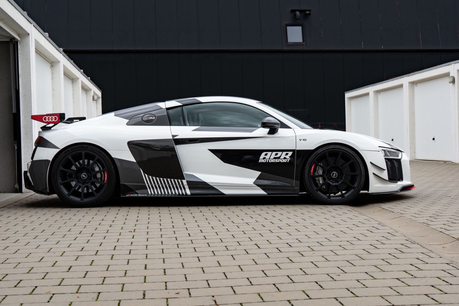 AUDI R8 5.2 FSI plus S tr. Q. Edition Audi Sport ...