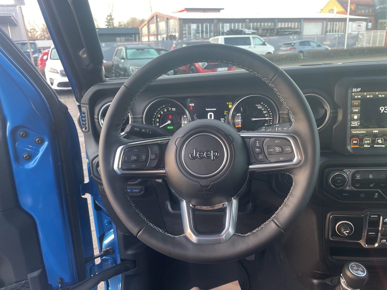 Fahrzeugabbildung Jeep Wrangler 2.0 4xe Unlimited Sahara Automatik SOFO