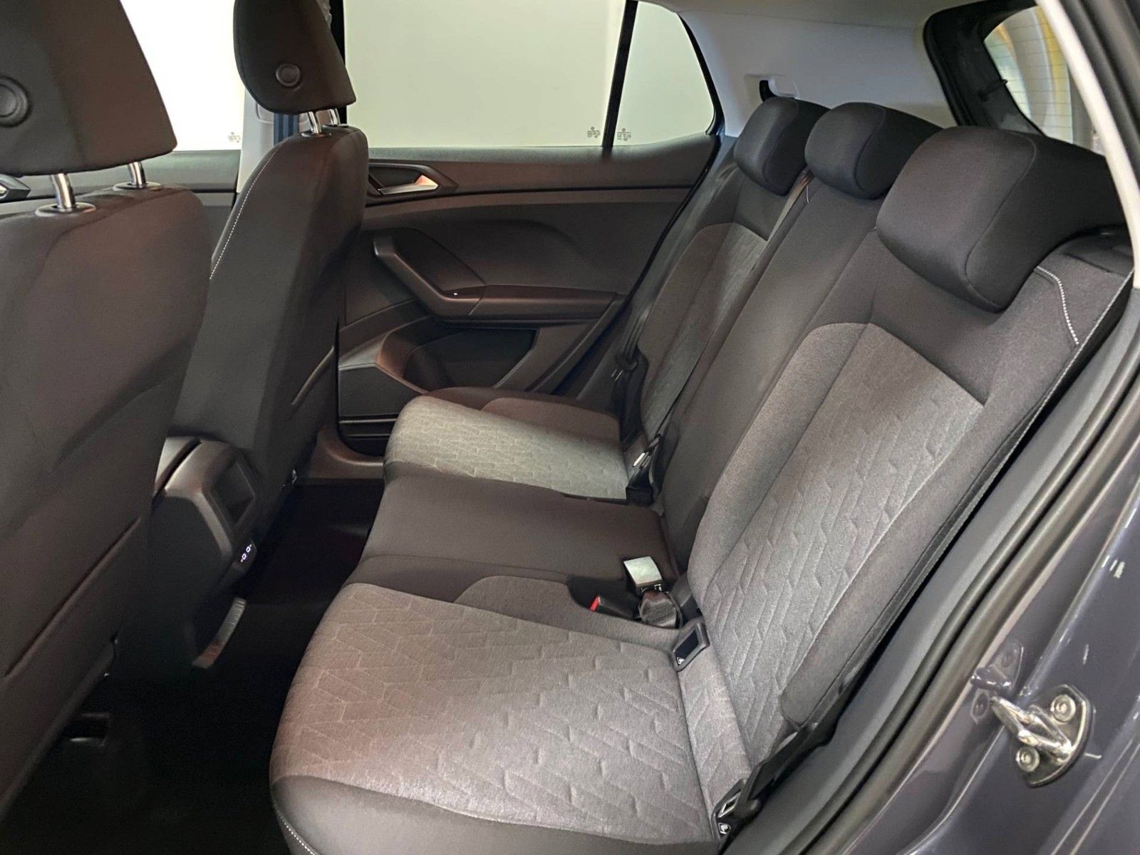 Fahrzeugabbildung Volkswagen T-Cross 1.0 TSI DSG Life mit MATRIX LED+KAMERA+