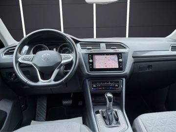 Volkswagen Tiguan - 12