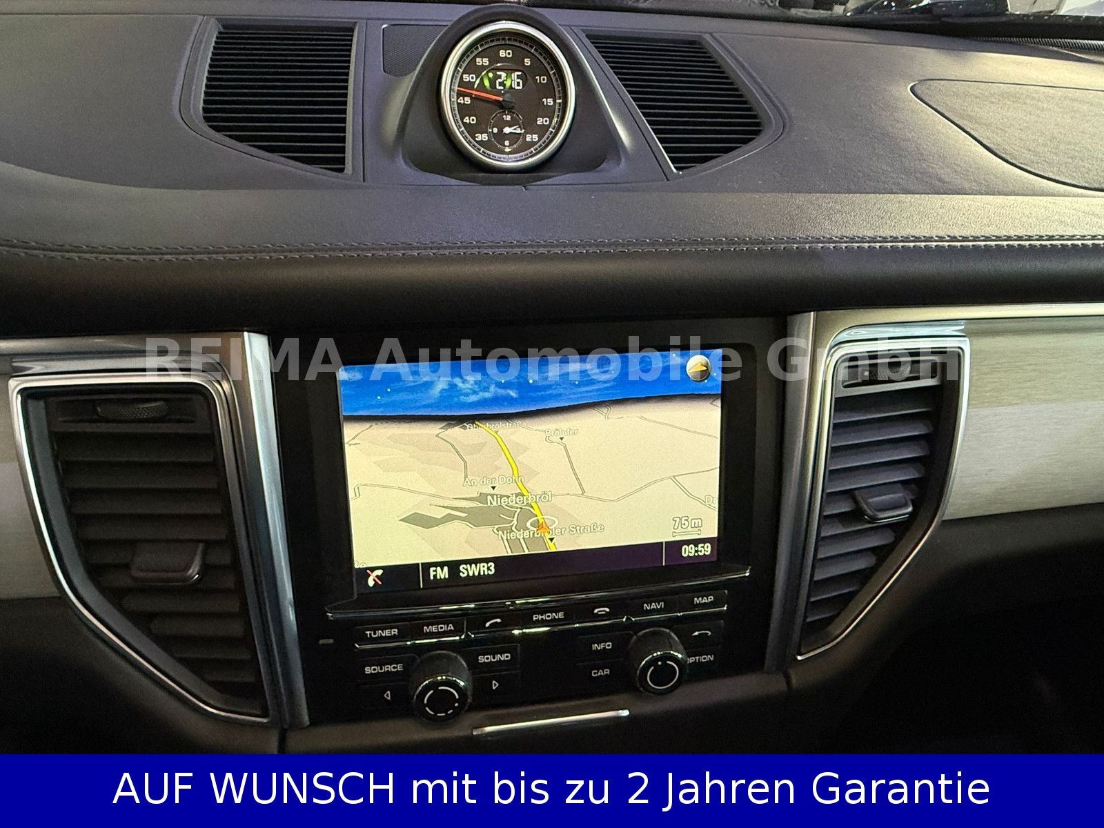Fahrzeugabbildung Porsche Macan 3,6 Turbo, Pano, Luft, Sport Chrono, Bose