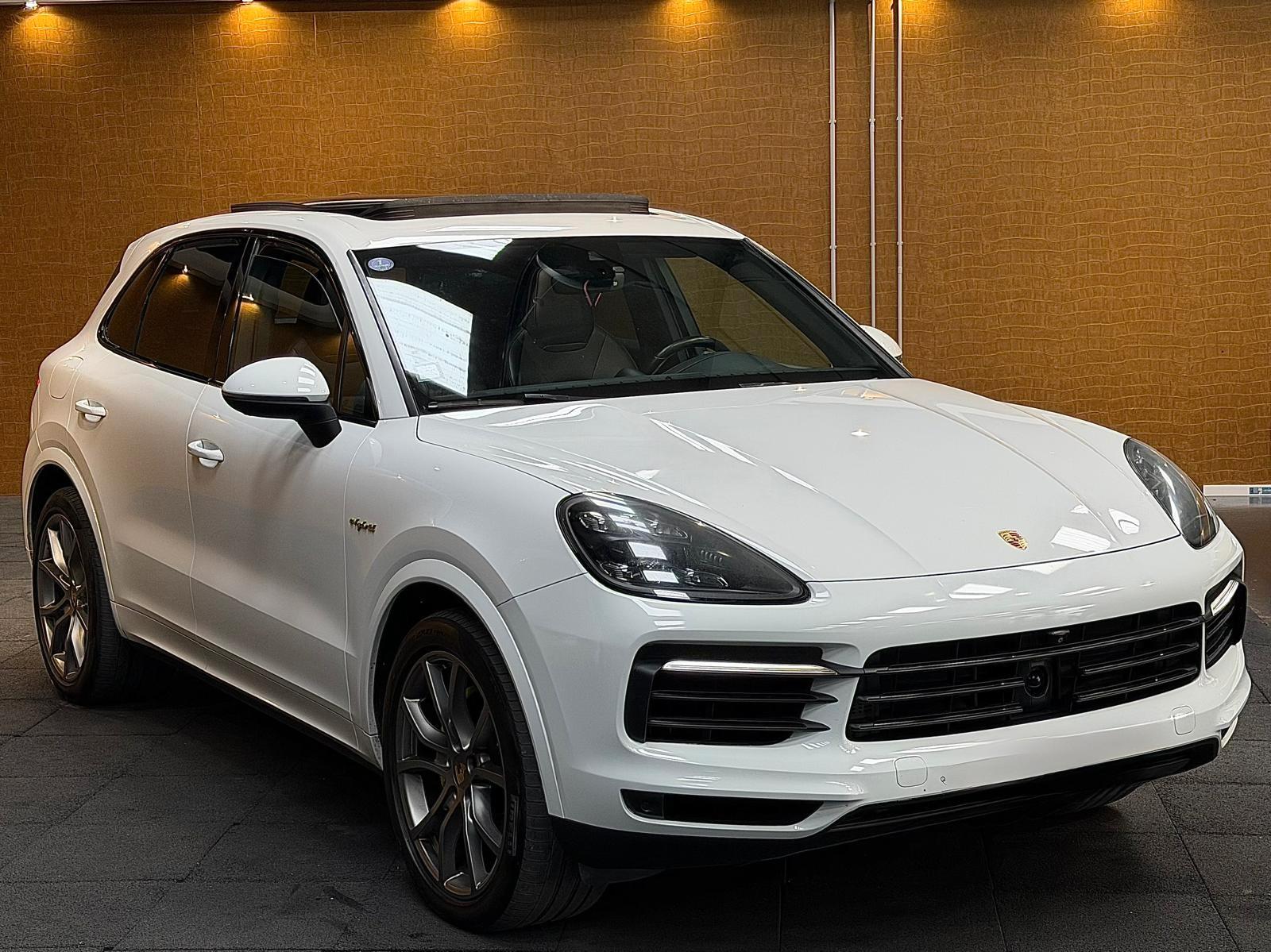 Porsche Cayenne E-Hybrid 462PS *SPORT DESIGN*MEGA VOLL*