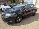 Toyota Avensis Kombi Life - gebrauchte Toyota Avensis aus dem Jahr 2012