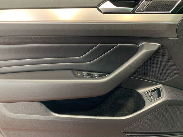 Passat Variant 1.4 GTE R-LINE LED+KAMERA+PAN+DCC