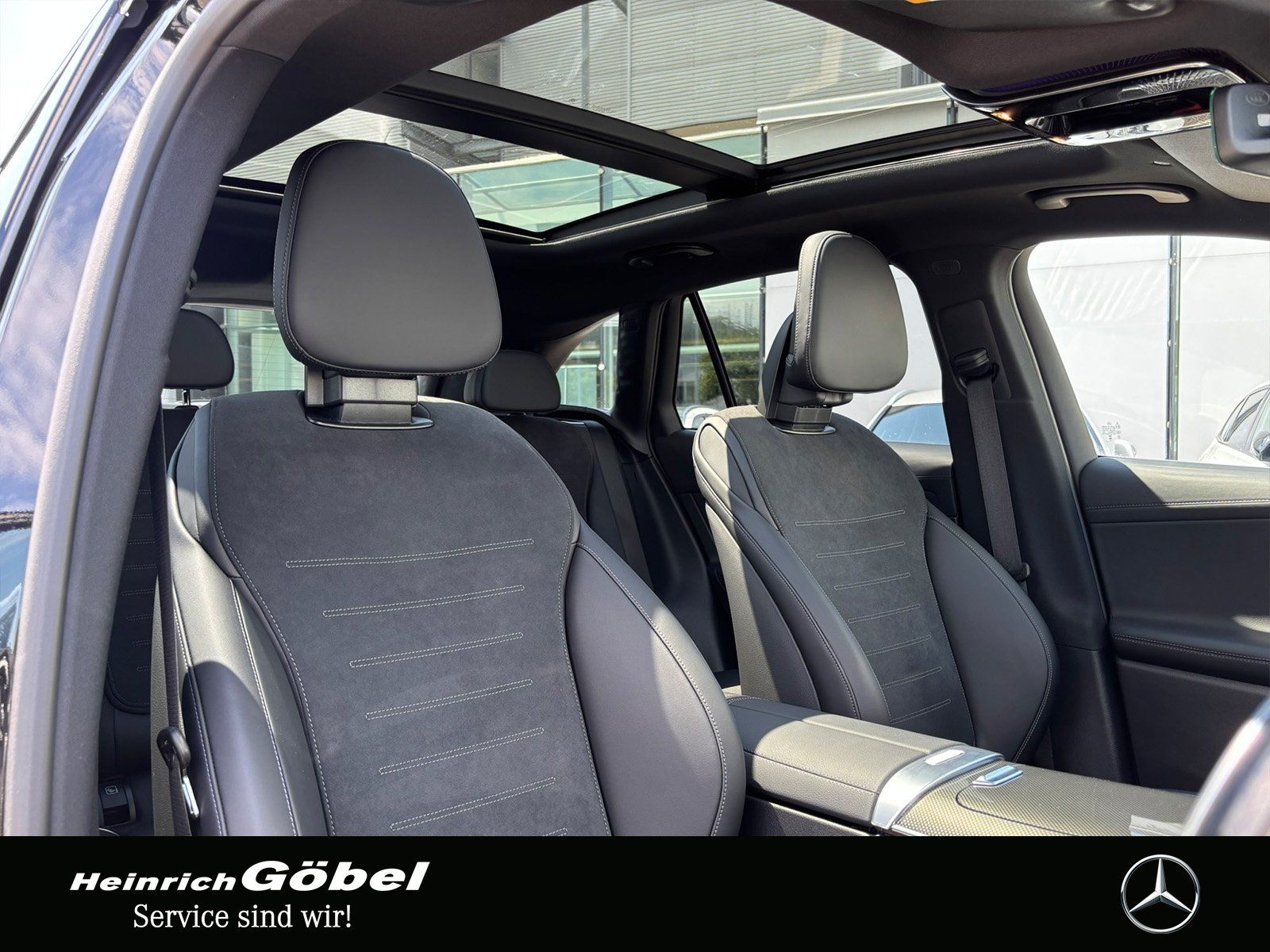 Fahrzeugabbildung Mercedes-Benz GLC 200 4M AMG*AHK*PANO*MEMORY*360°KAM*AMBIENTEB