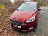 Ford C-Max Titanium*NAVI*SHZ*ALU*AHK*PDC*Xenon* - Ford C-Max in Frankfurt (Main)