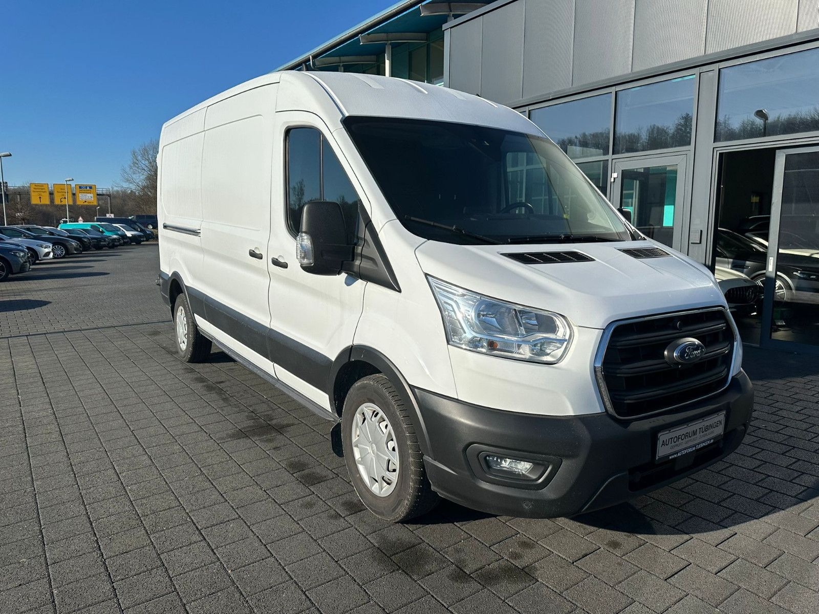 Fahrzeugabbildung Ford TRANSIT 350 L3H2 *AUTOM*LADEFLÄCHE klimatisiert