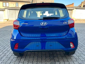 Hyundai i10 1.0 ATM AUTOMAT. SCHALTGETRIEBE TREND + NAVI