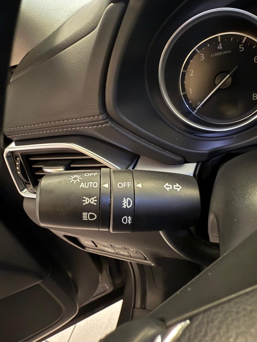 Fahrzeugabbildung Mazda CX-5 Edition 100 AWD/ SCHECKHEFT/AHK/8.FACH