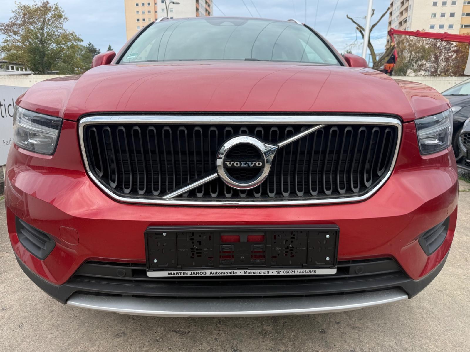 Volvo XC 40 XC40 Momentum 2WD+LED+USB+SITZHEIZUNG+BC+M