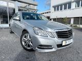 Mercedes-Benz E 200 Lim. CGI  AVANTGARDE PDC XEN AHK NAVI SD - Mercedes-Benz E-Klasse Gebrauchtwagen in Stuttgart