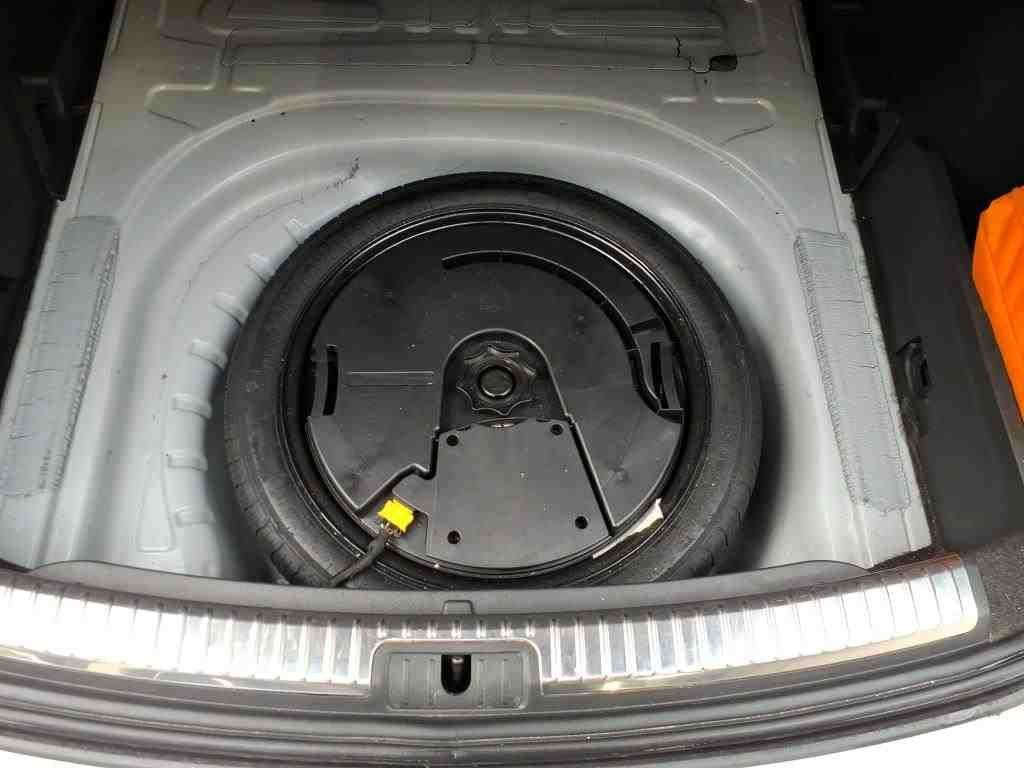 Fahrzeugabbildung SEAT Leon ST FR TSI DSG *AHK*Panodach*Cam*Navi*LED*