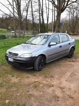 Opel Astra 1.6 -