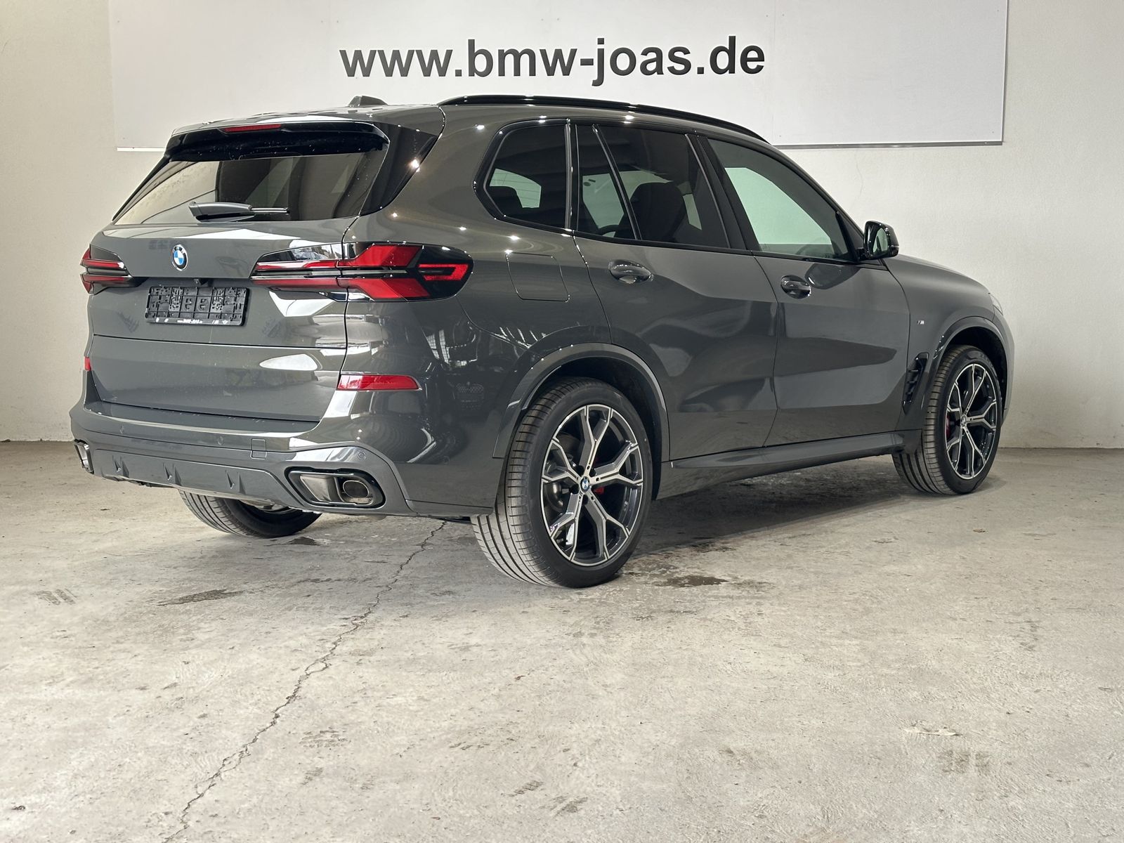 Fahrzeugabbildung BMW X5 xDrive40d Sportbremse rot hochglänzend, Gesti