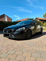 Volvo V40 D2 - gebrauchte Volvo Kleinwagen
