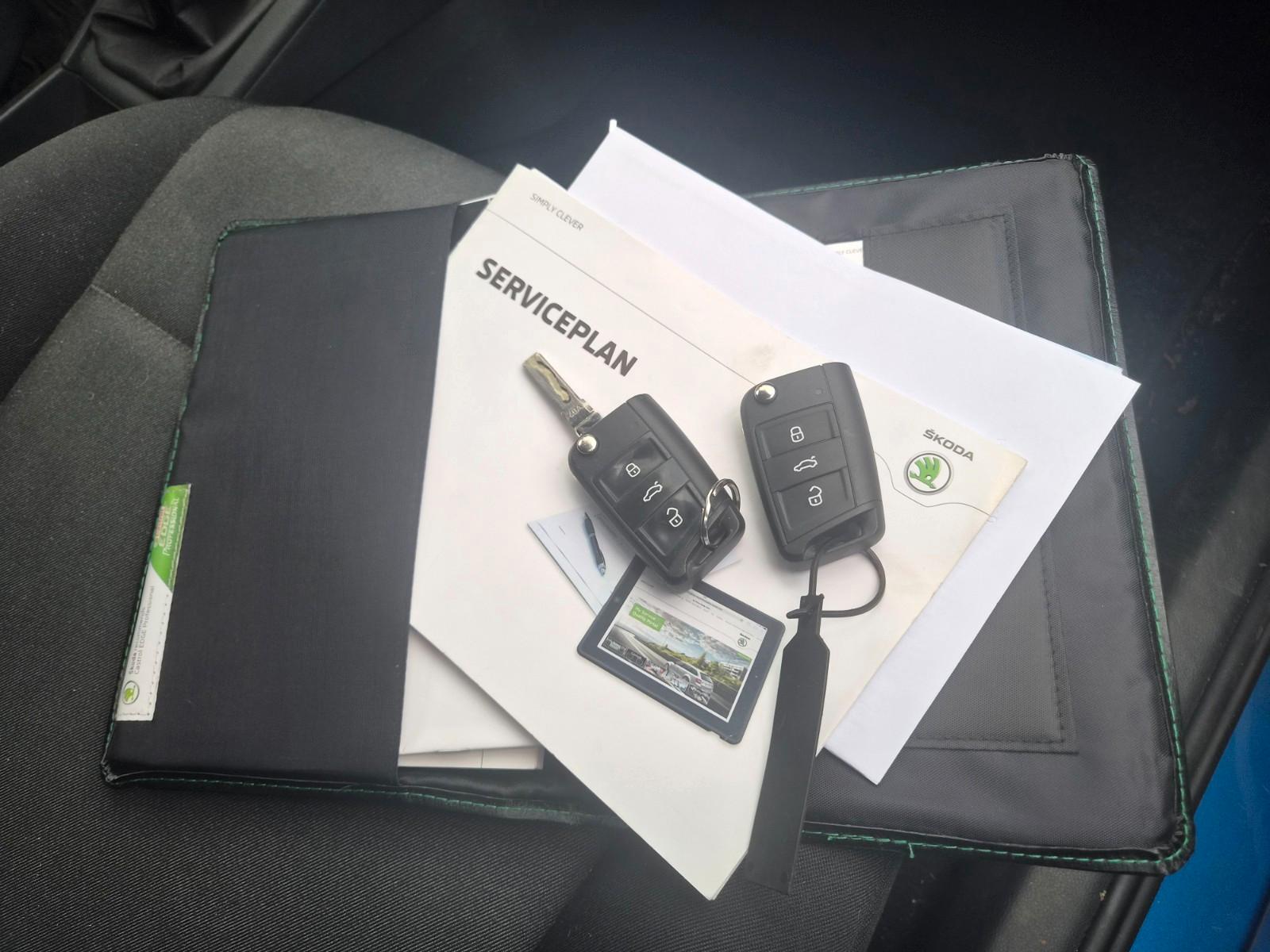 Skoda Rapid 2015 — photo 7