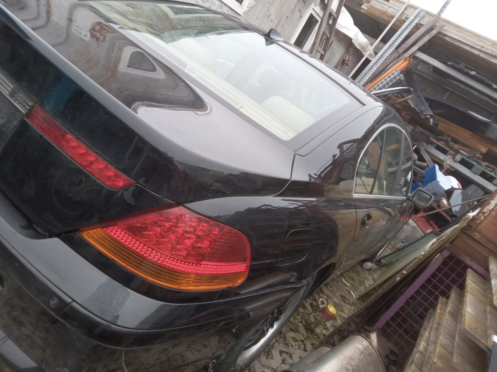 BMW 735i A -