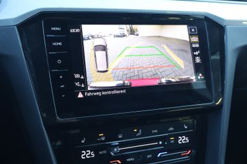 Volkswagen Passat 2.0 TDI Business AID+ACC+KAM+KEY+LED+AHK