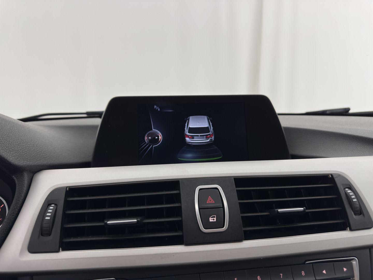 BMW 316 2015 — photo 13