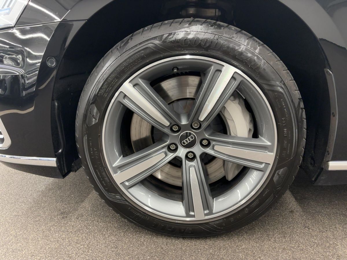 Audi A8 - Bild 15