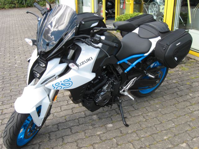 Suzuki GSX- 8 S  GSX 800 RQM3 Viel Zubehör