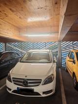 Mercedes-Benz B 180 - - Mercedes-Benz B 180 in Wiesbaden