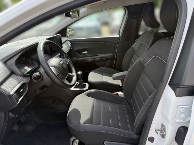 Fahrzeugabbildung Dacia Jogger Extreme+ 1.0 TCe 110 +KLIMA+PDC+RFK+BT+SH