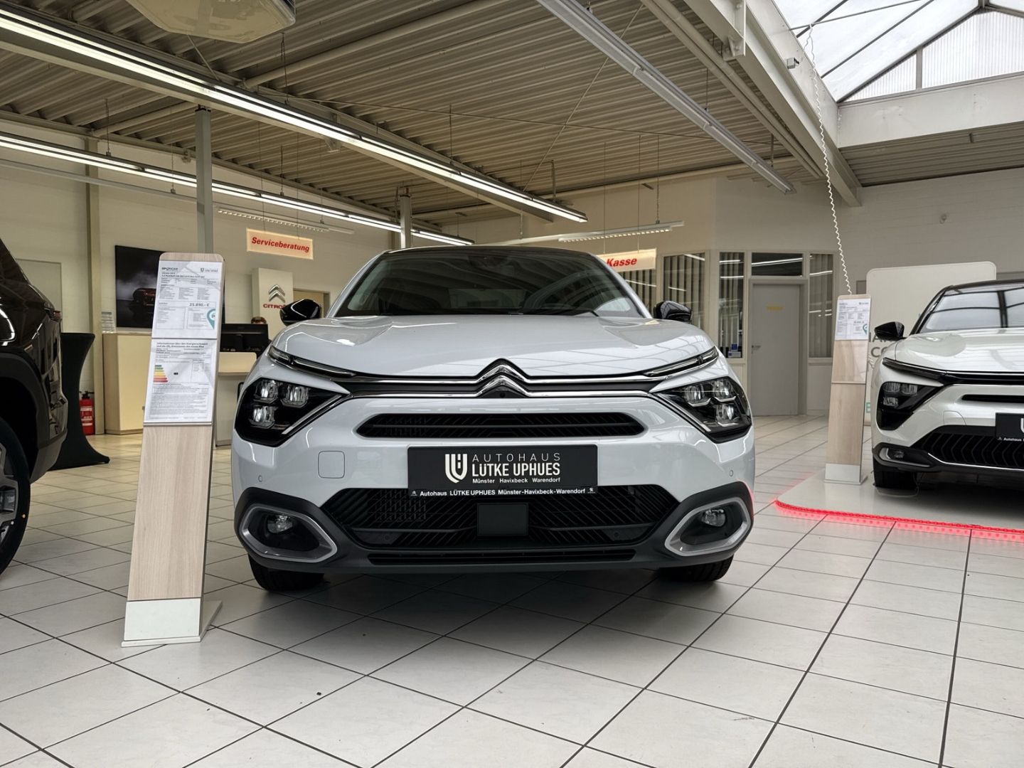 Fahrzeugabbildung Citroën C4 X PureTech 130 S&S EAT8 Max Navi  LED