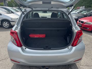 Toyota Yaris - 12
