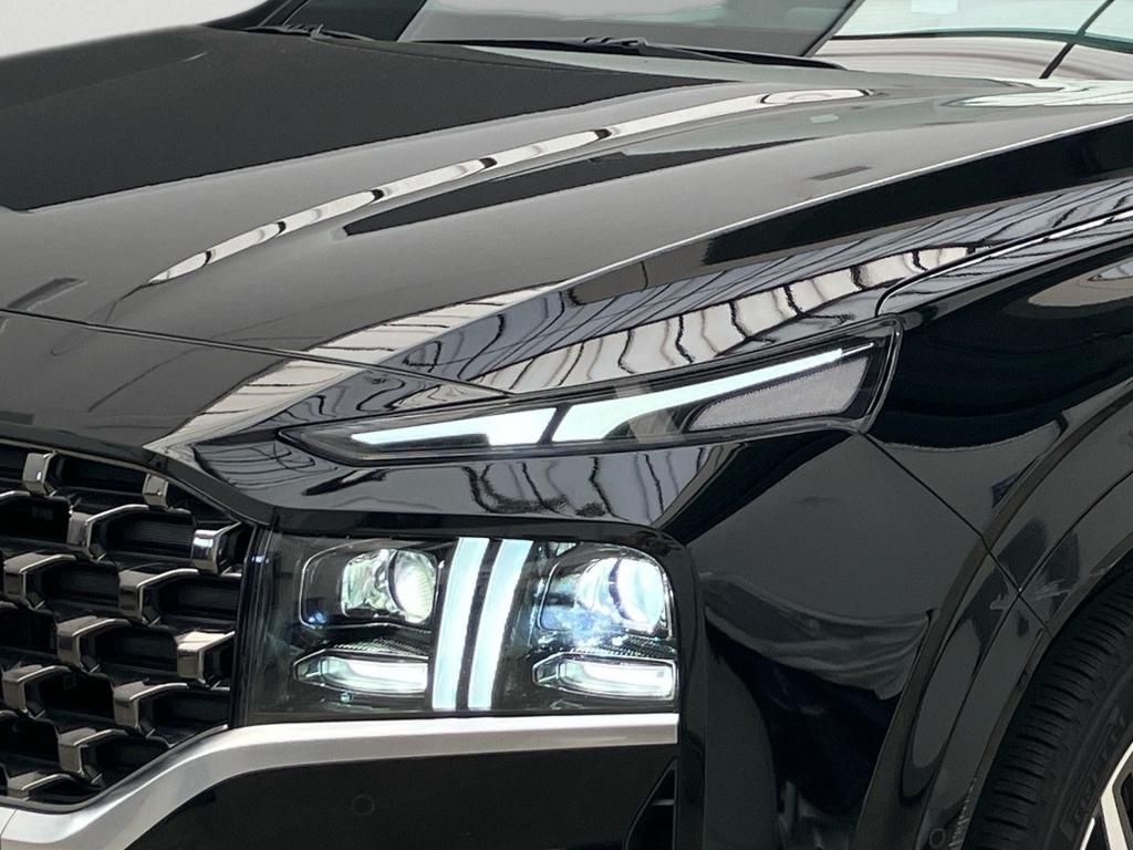 Fahrzeugabbildung Hyundai Santa Fe HEV 1.6 T-GDI Signature 230PS HUD KAM