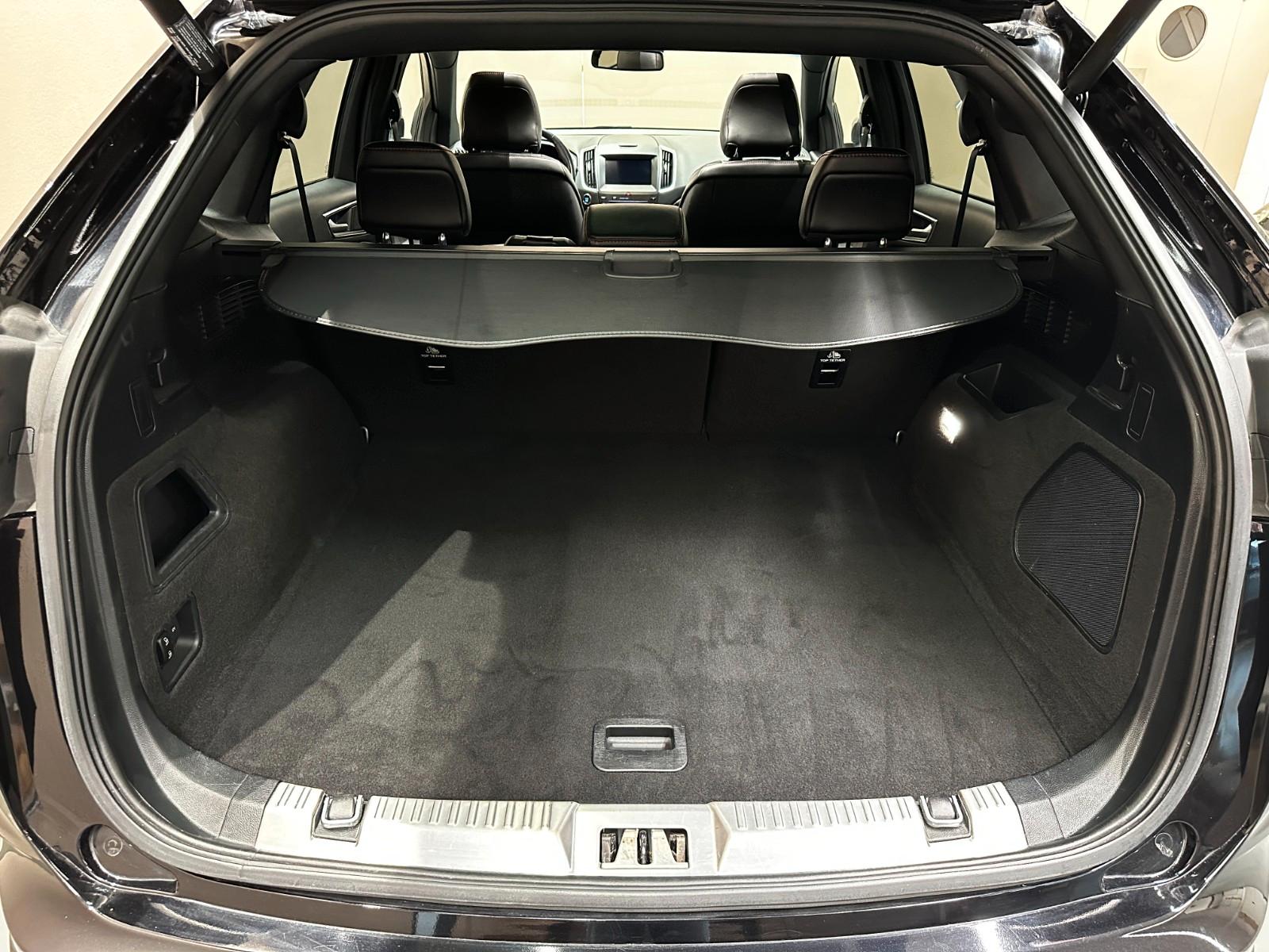 Ford Edge ST-Line 4x4 *BLACK*PANO*KAMERA*SITZKLIMA*