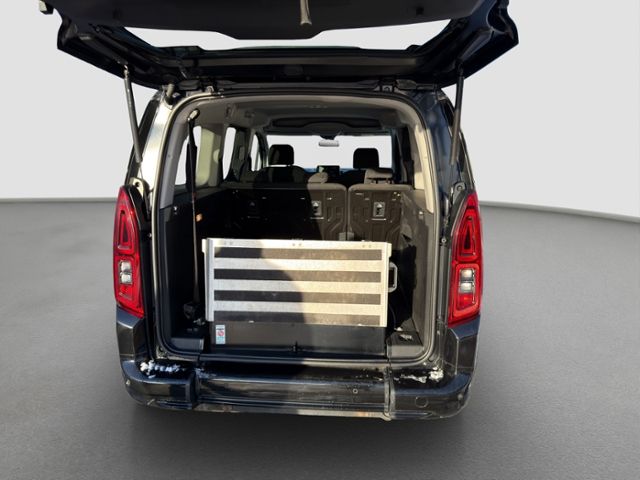 Fahrzeugabbildung Opel Combo Life E Edition XL Rollstuhlrampe