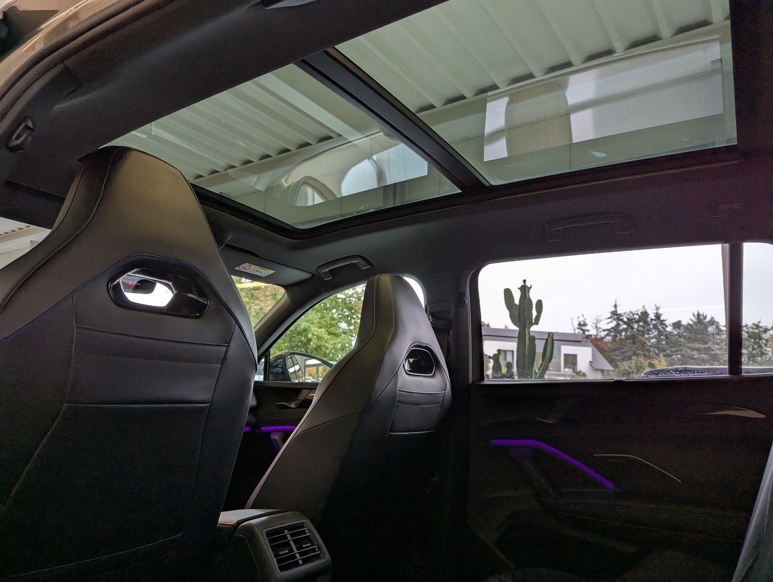 VW Tayron 2.0TDI 4M R-Line Launch Pano Black AHK 20 - Image 15