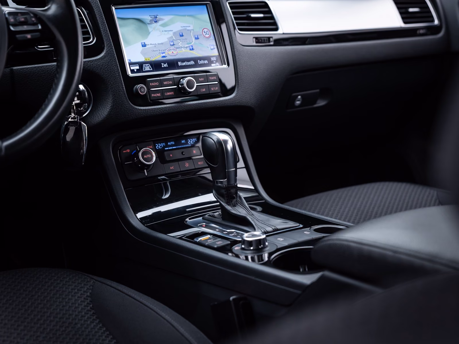 Volkswagen Touareg V6 TDI BMT /R-Line/TEMP/XENON/RFK