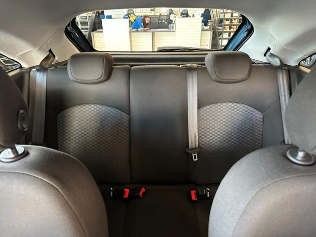 MYAUTOCENTER – Gebraucht- und Jahreswagen mit Werkstattservice in Pfaffenhofen Opel Corsa E Active *TÜV 1027*Klima*Sitzh*