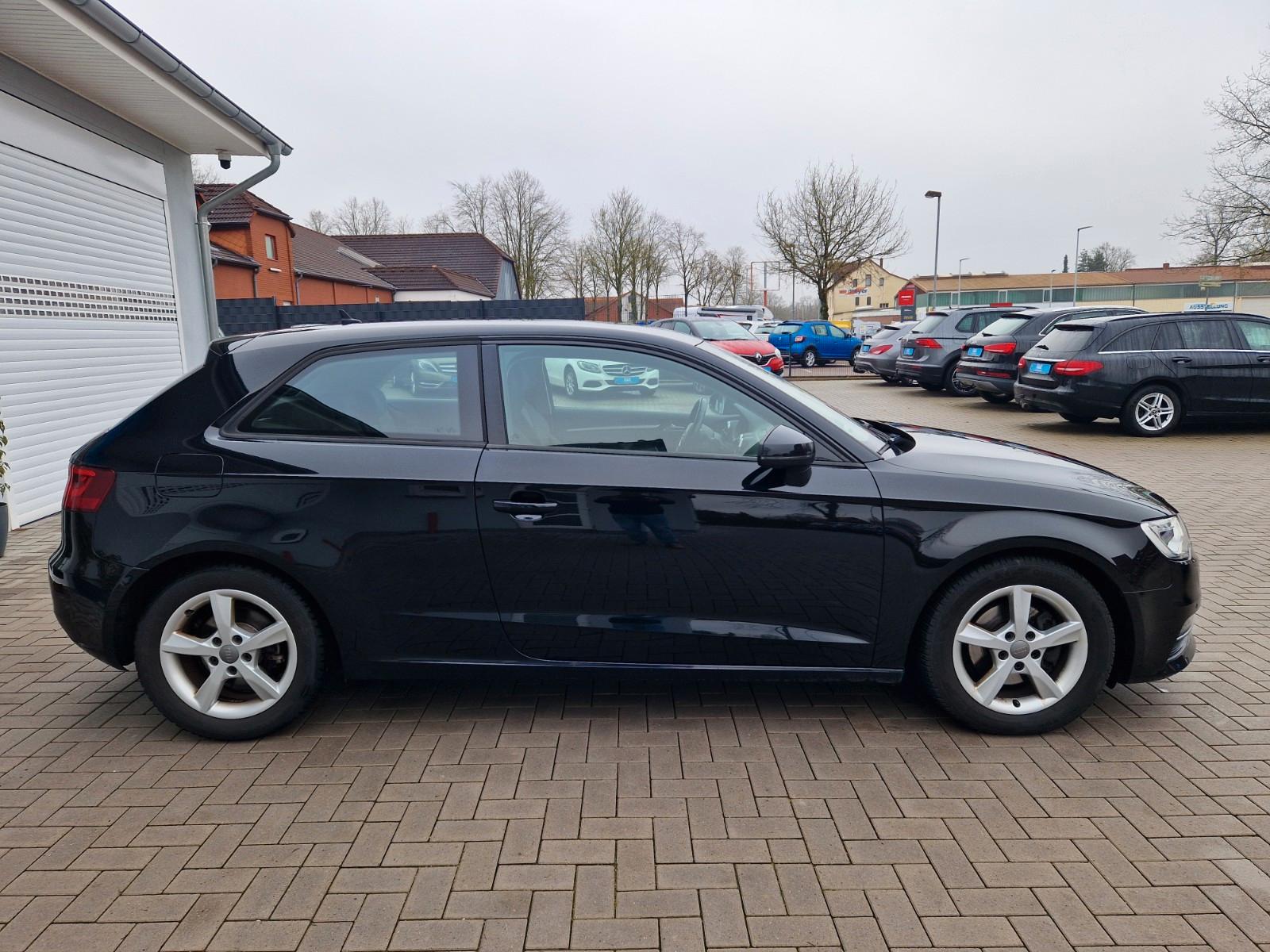 Audi A3 2.0 TDI+Navi+Xenon+PDC+HU neu