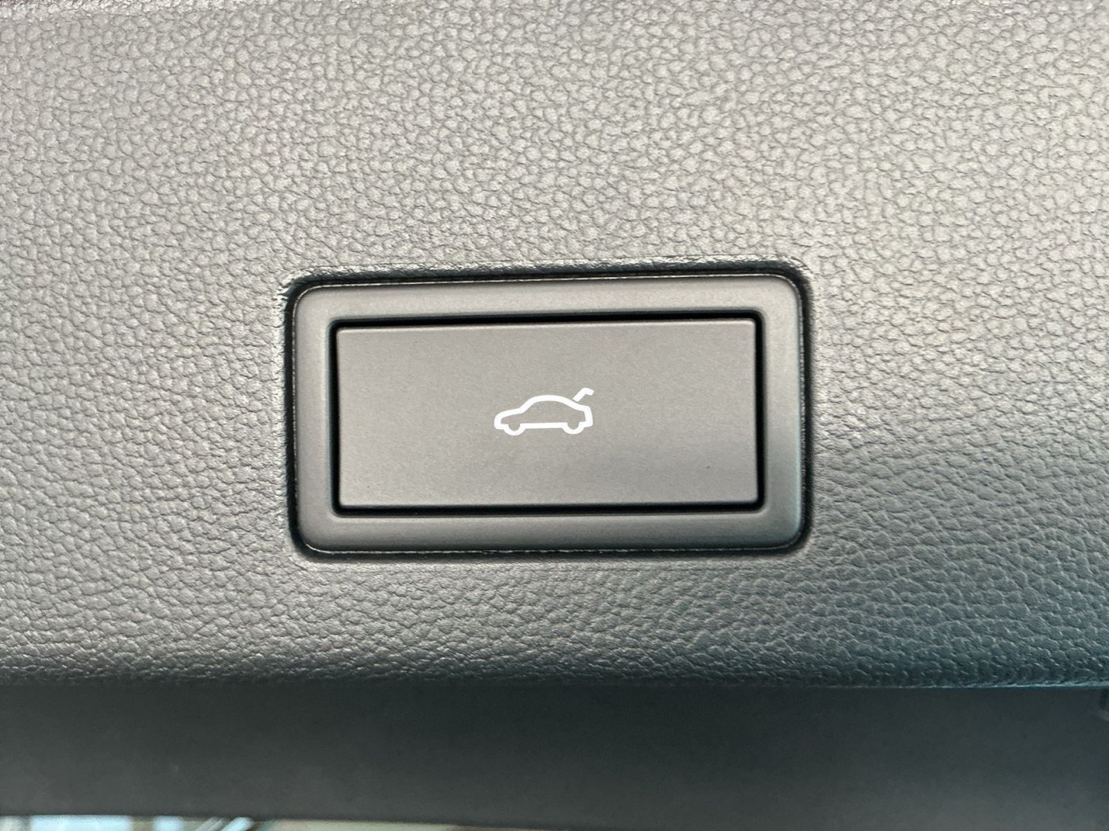 Volkswagen Golf - Bild 14