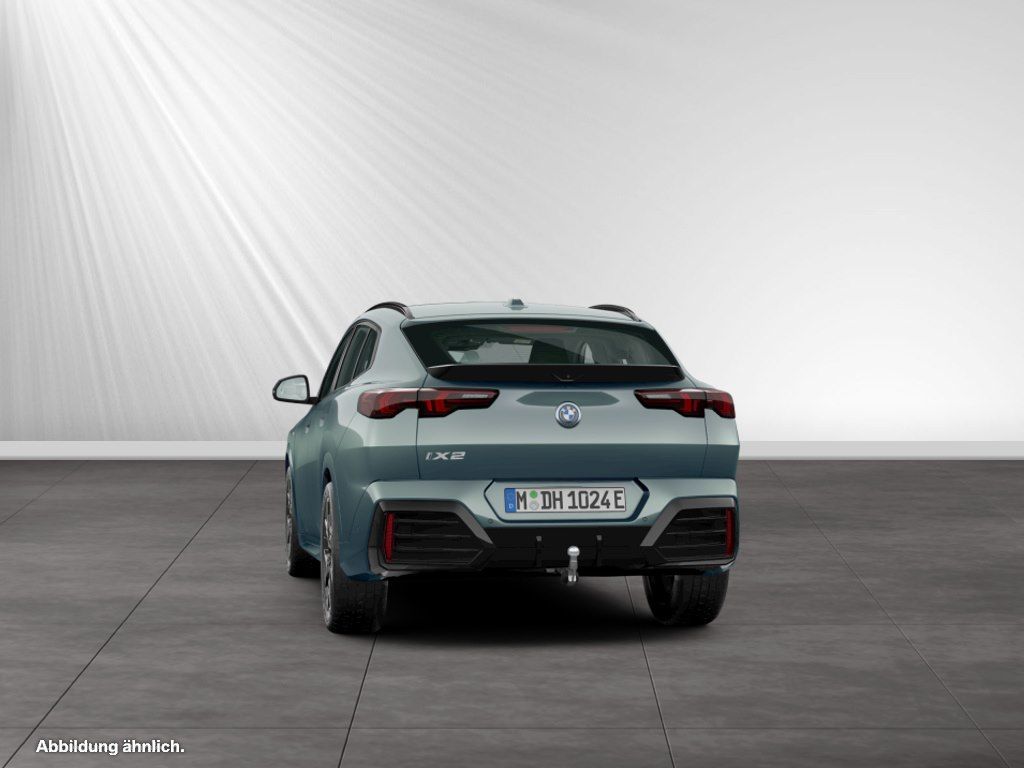 BMW iX2 - Bild 9