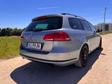 Volkswagen Passat Variant 3.6 V6 DSG 4MOTION Highline V... - Volkswagen Passat Variant aus 2011: Highline